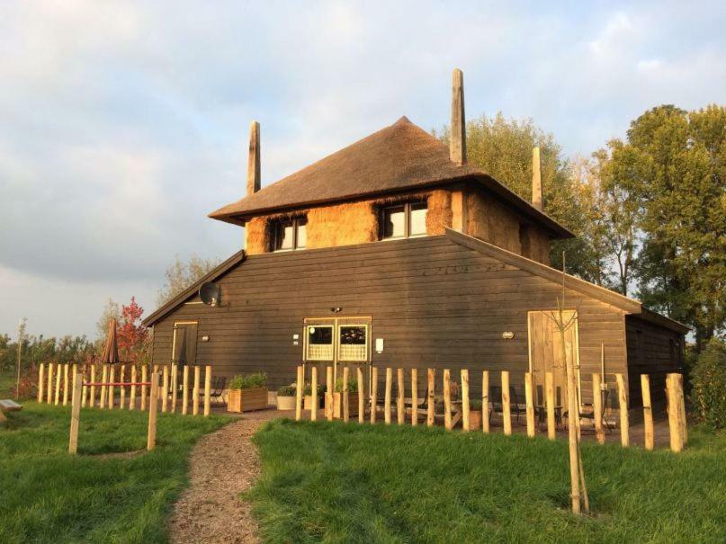 De Steltenberg In De Betuwe Zoelen Exterior photo